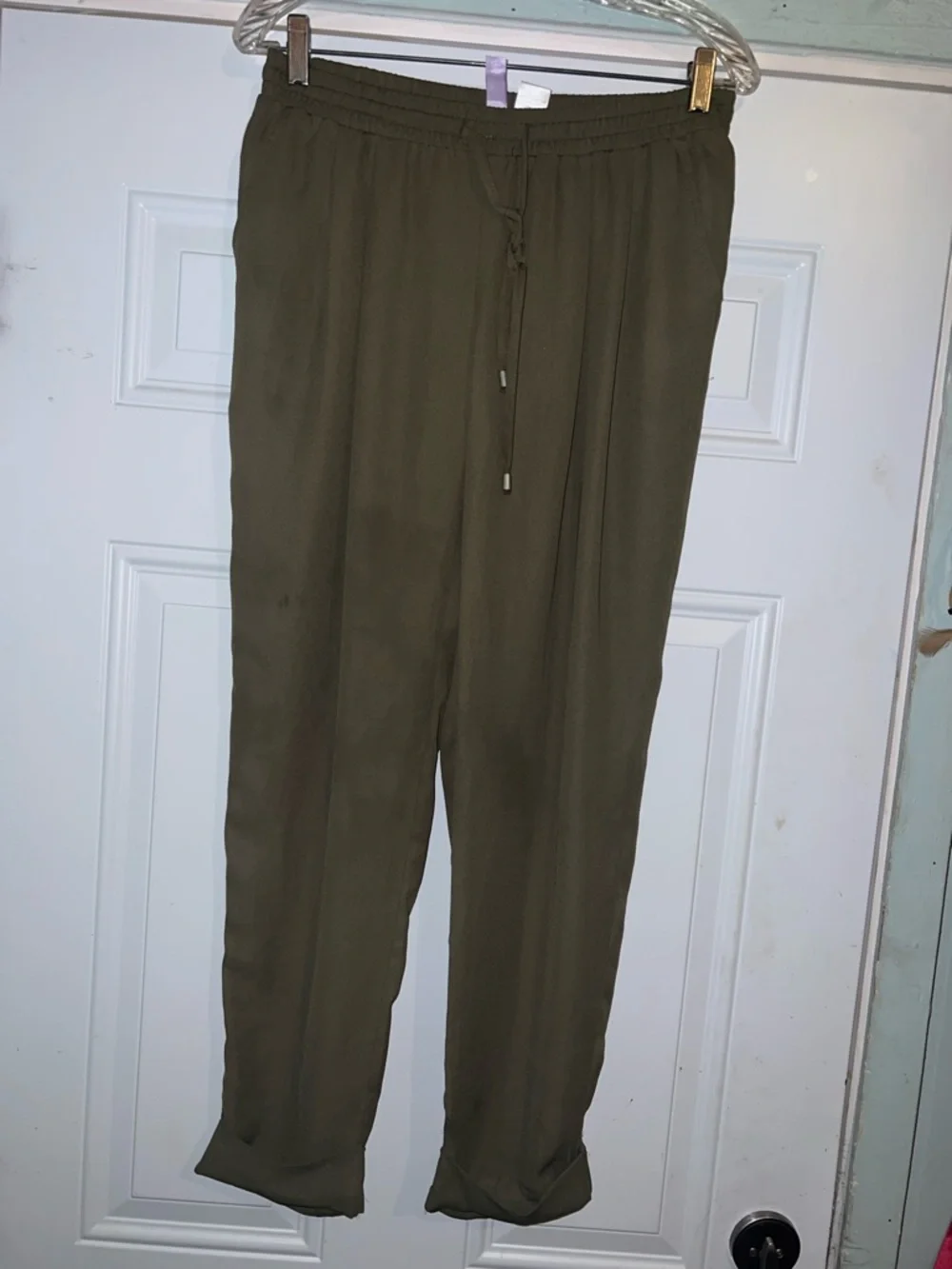 Alya Olive Drawstring Pleated Track Pants